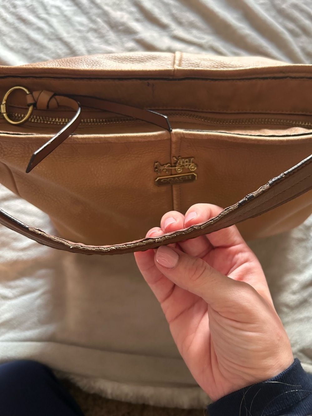 Vintage Coach Leather Shoulder Bag tan and brown - Picture 7 of 11
